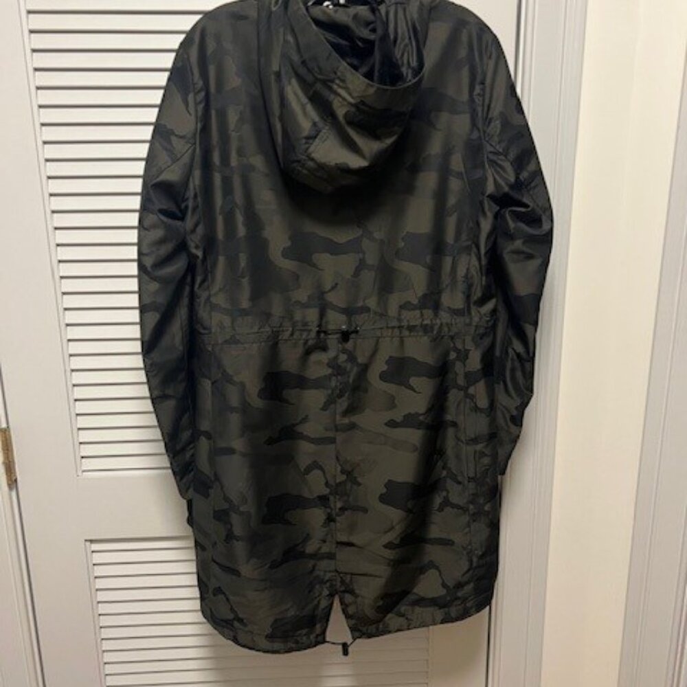 Michael Kors Camouflage Hooded Performance Jacket Size M - Picture 3 of 5